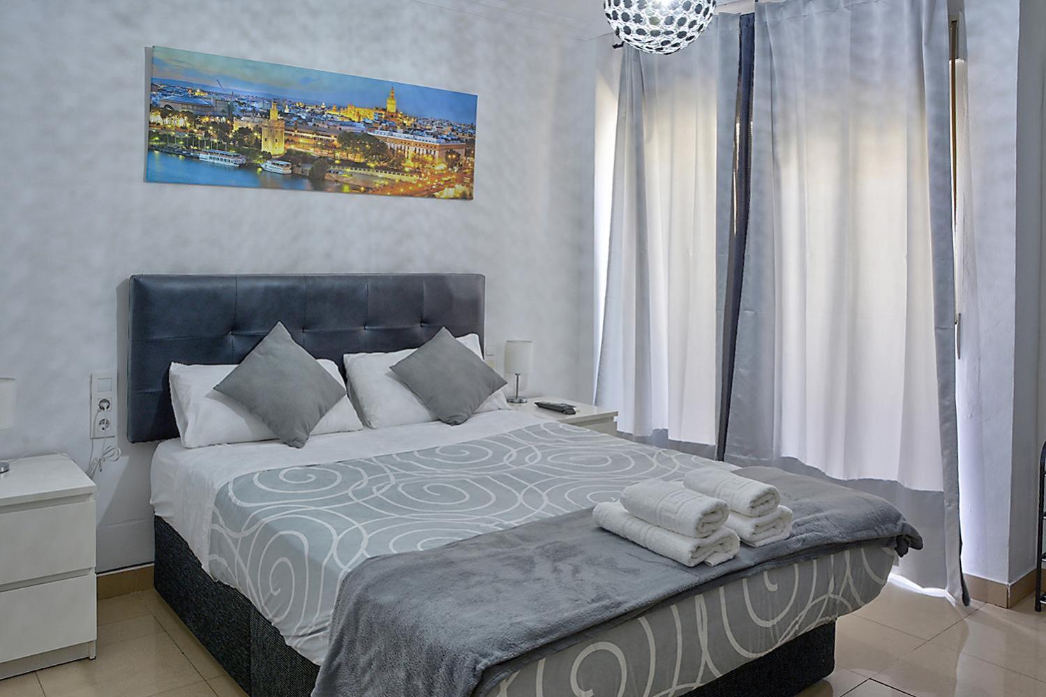 Apartamento Muralla Seville Luaran gambar