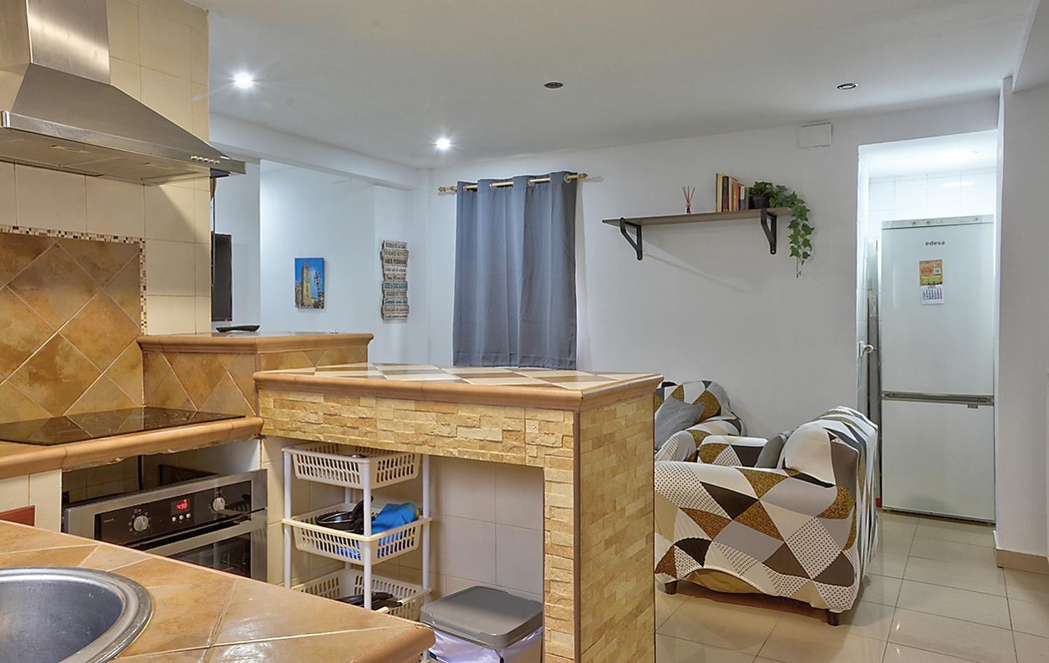 Apartamento Muralla Seville Luaran gambar